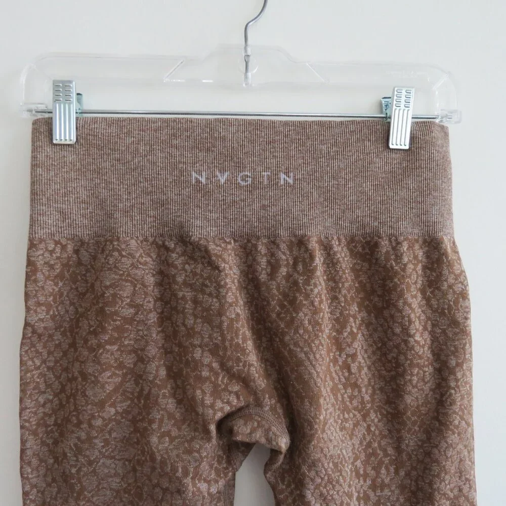 NVGTN Snakeskin Seamless Leggings in Mocha Athleisure Gym Workout - Size M - Picture 11 of 14